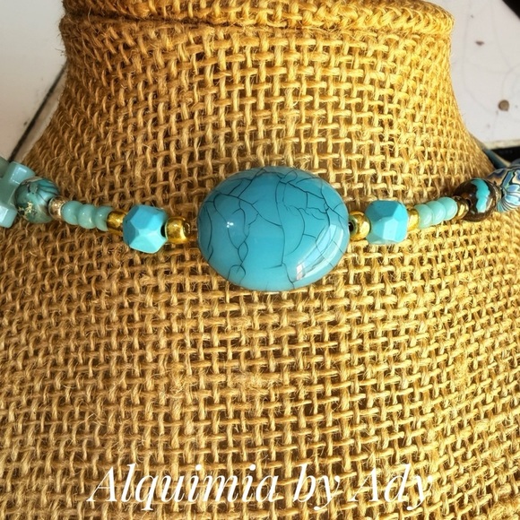 Gold and blue bold colorful choker necklace with turquoise - Picture 3 of 6